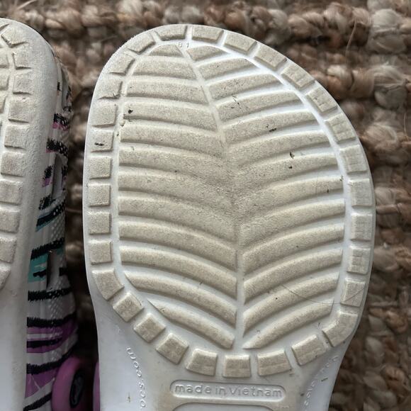 Crocs Classic Clogs Zebra Print w/ Jibbitz Charms –White Multicolor–W6 - Picture 10 of 13